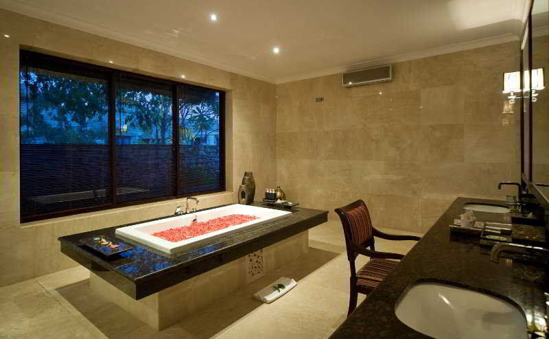Hotel Hillstone Bali Kuta Selatan