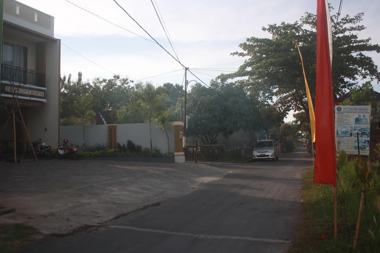 Hotel Mandari 2*