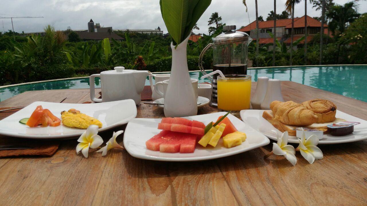 Resort Nipuri And By Kamara