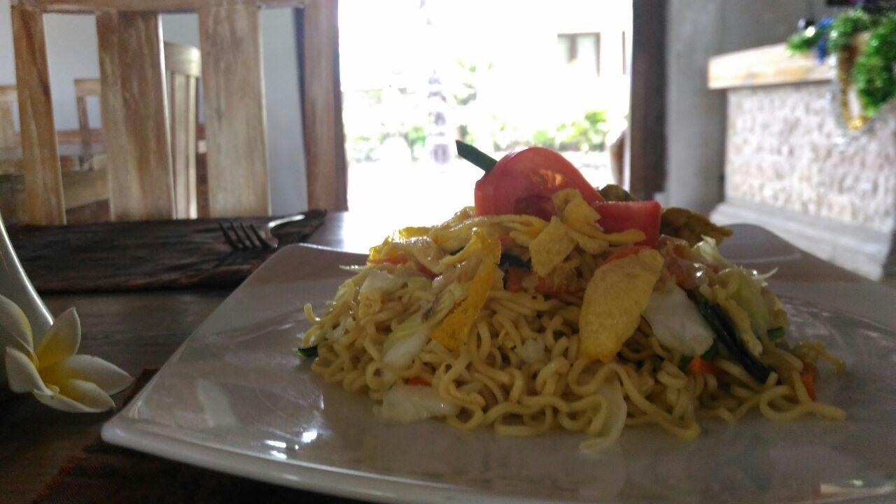 Nipuri And By Kamara Resort 3*