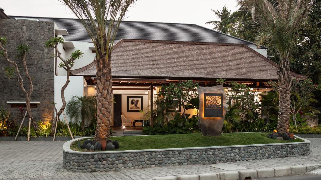 Hotel Kejora 4*