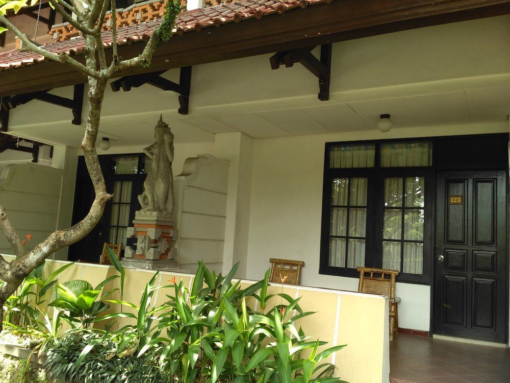 Oranjje Hotel 3*