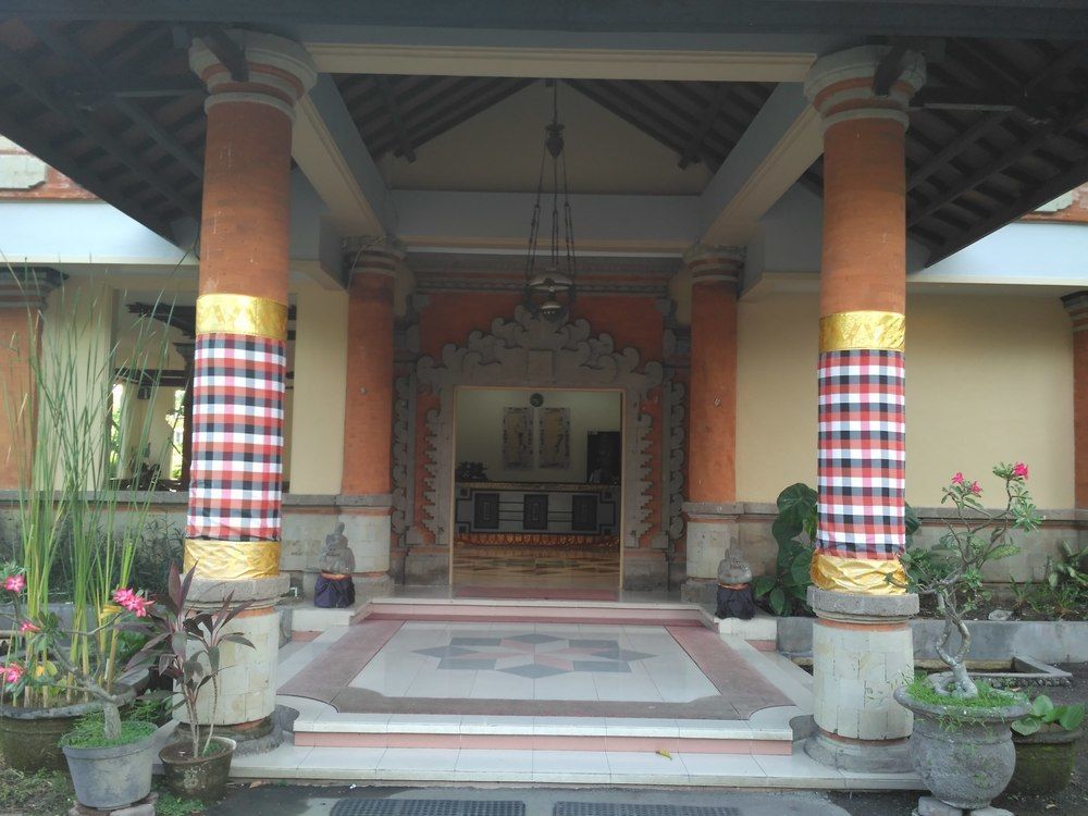 Oranjje Hotel 3*