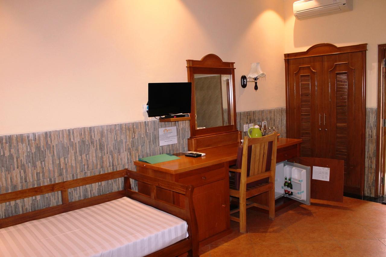 Mans & Holiday park 3*
