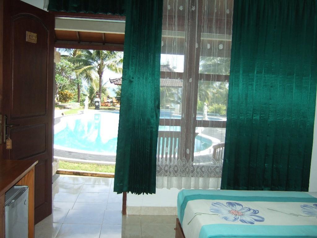 Bali Sunset Hotel