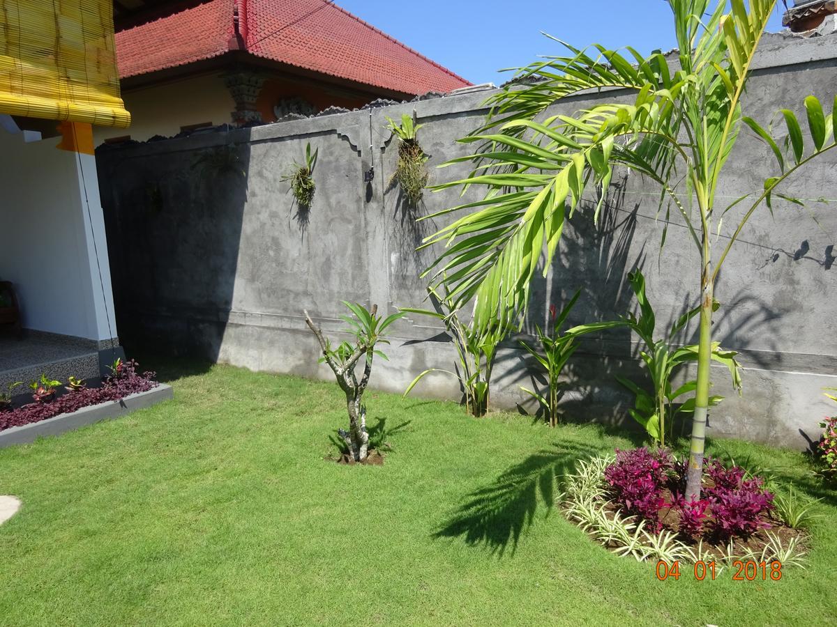 Murnis Bed & Breakfast Lovina (Bali)