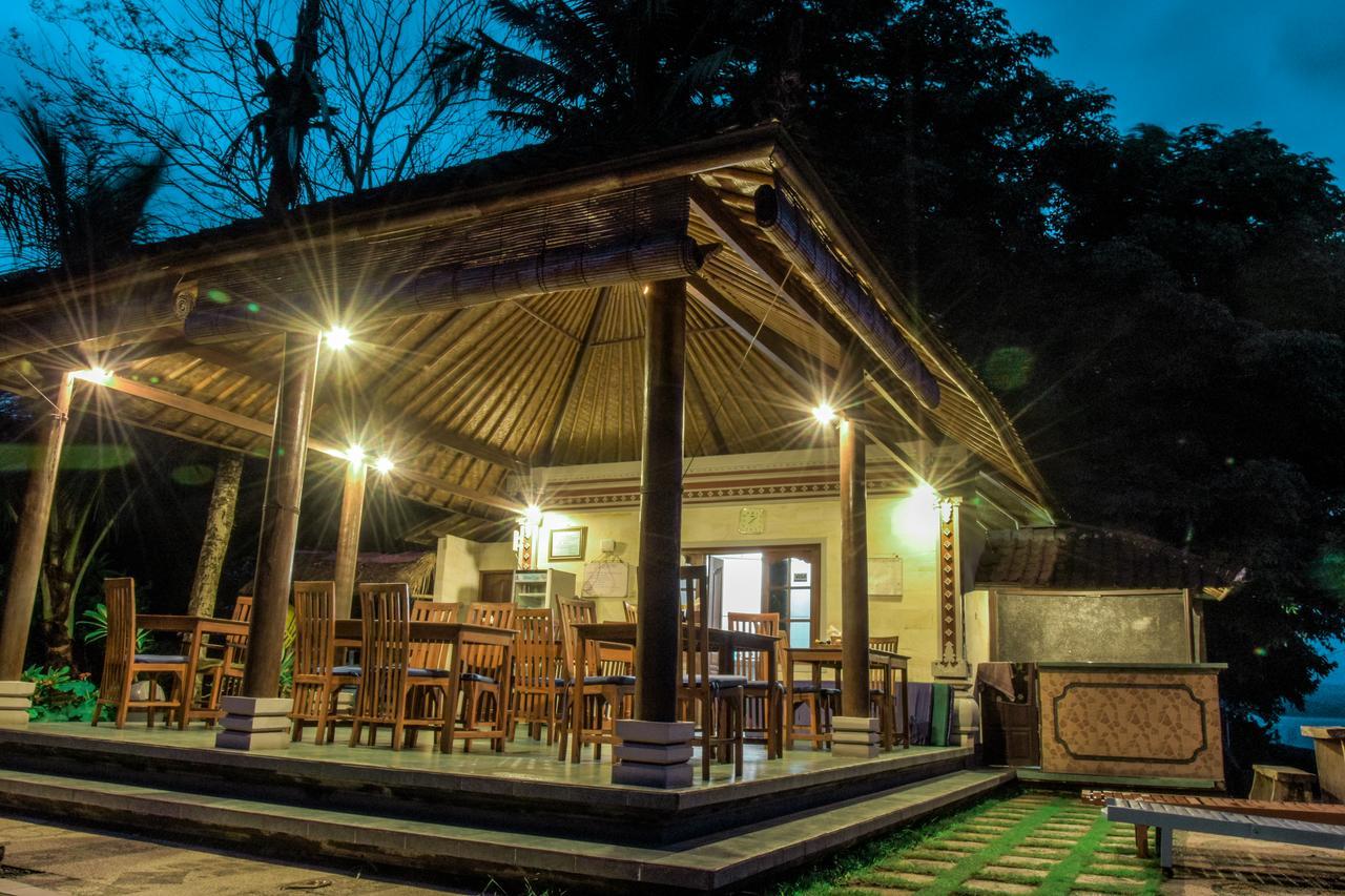 Ganesha Guest house *