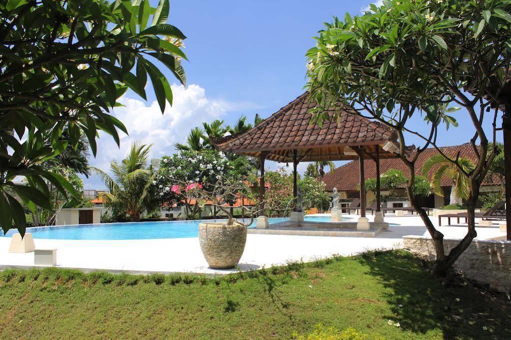 Resort Nipuri And By Kamara