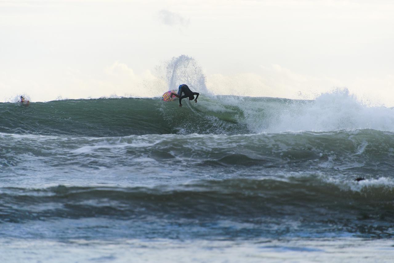 Medewi Secret Surfcamp Pulukan