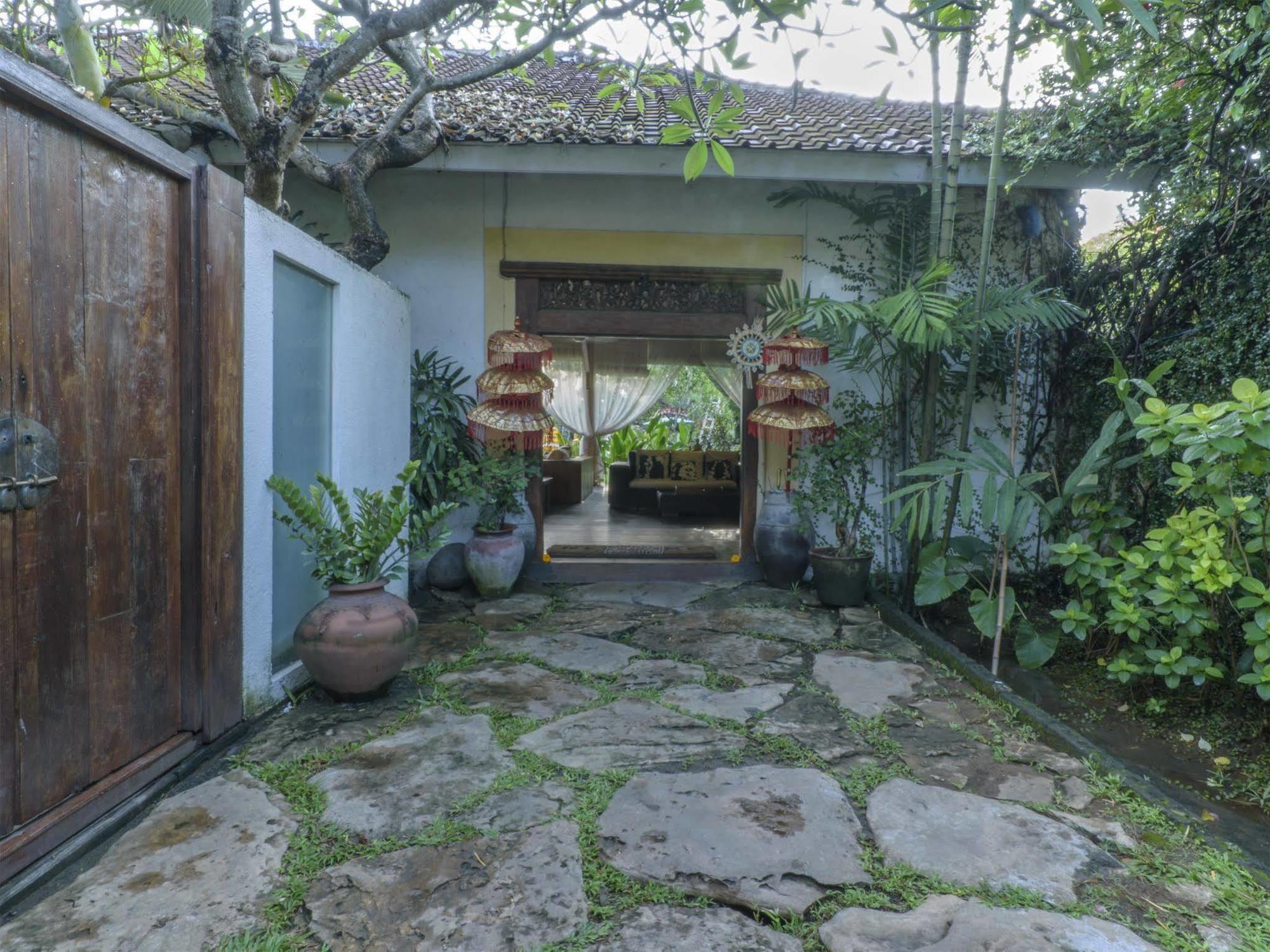 Karisa Boutique Seminyak (Bali)