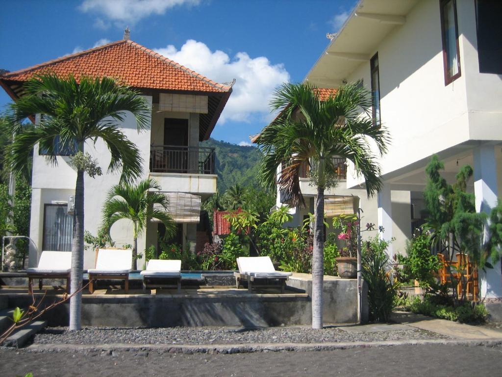 Lucky Paradise On The Amed (Bali)