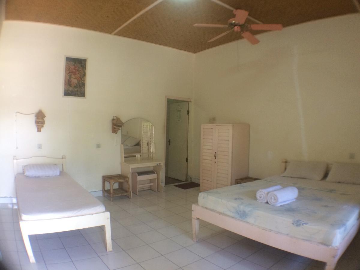 bahay-panuluyan Taman Lily's *