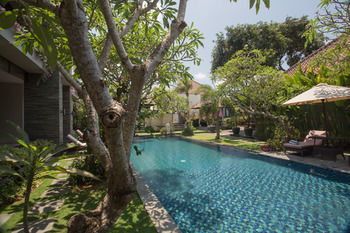 Hotel Argya Santi