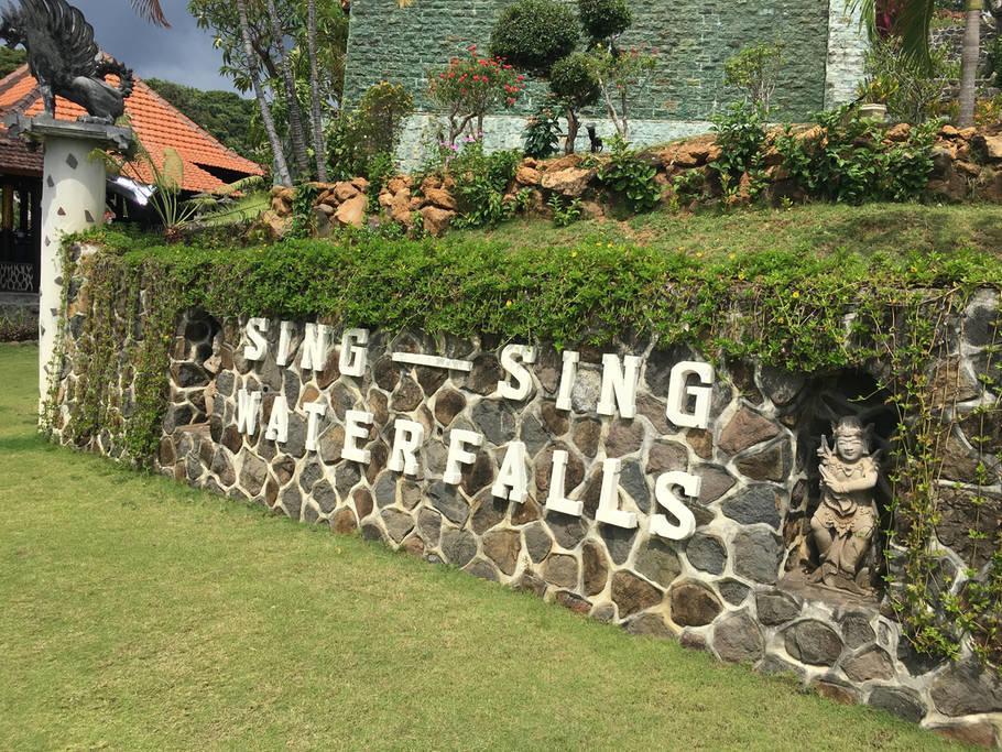 Sing Sing 4* Lovina (Bali)