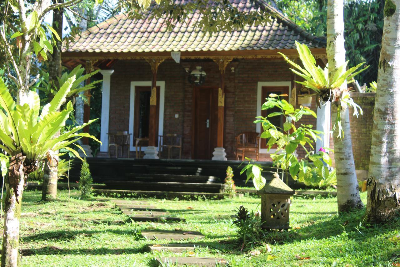 Tegal Jero Homestay *