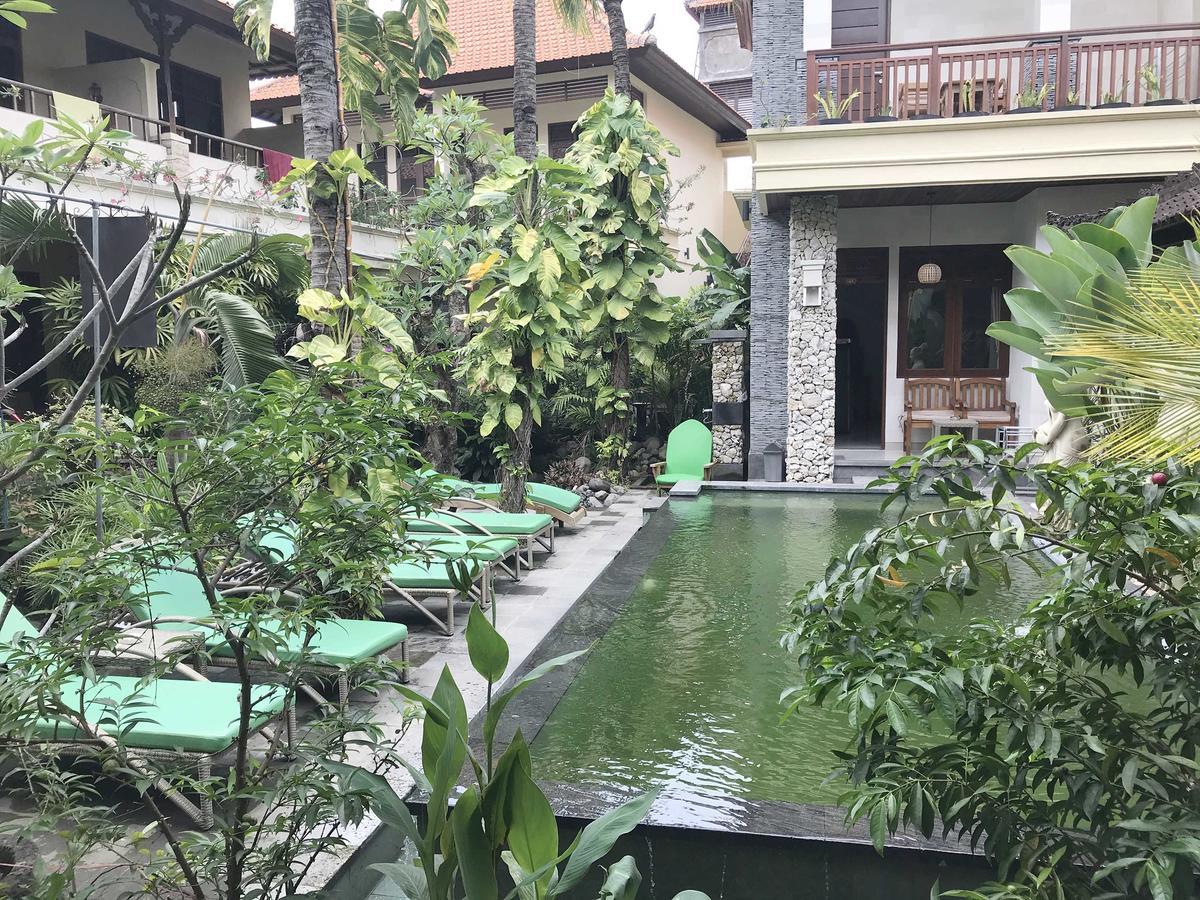Tempat Tidur & Sarapan Yulia 1 2*