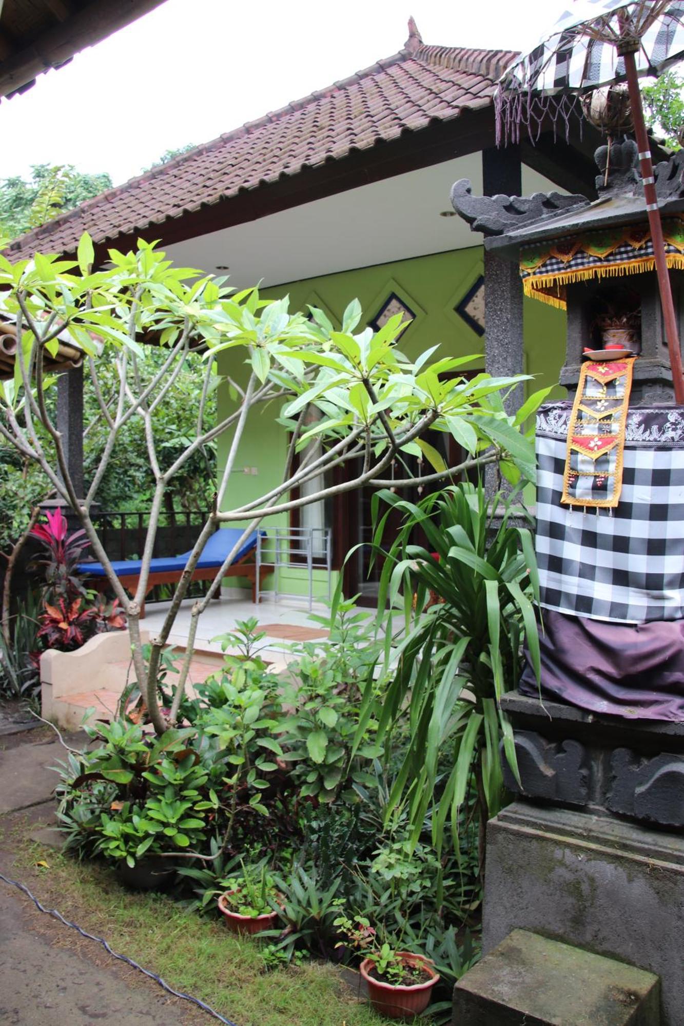 Taman Sandat Guest house