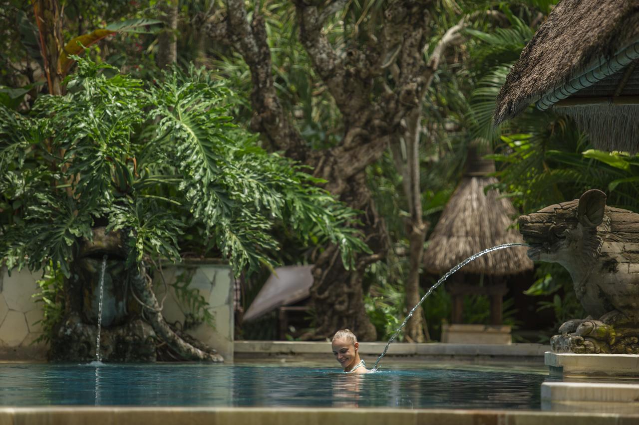 Resort Puri Santrian And