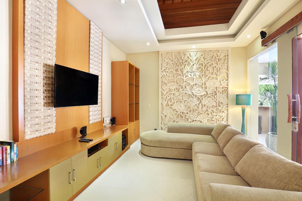 Villa J Deluxe