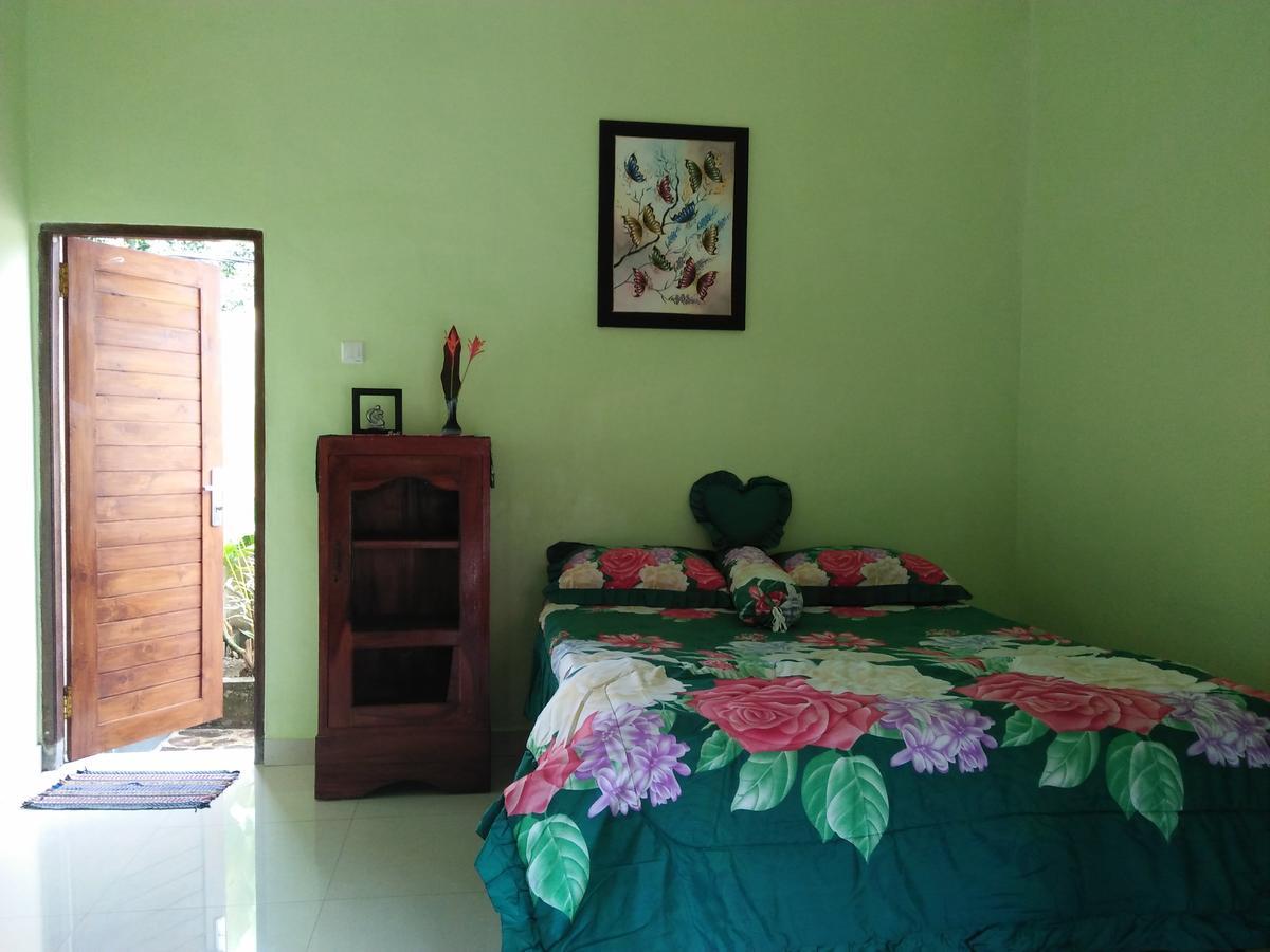 Memes House Backpacker 2*