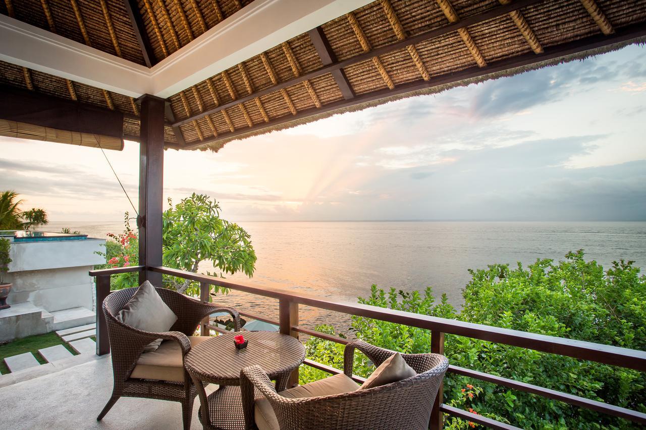 Resort The Point Lembongan 4*