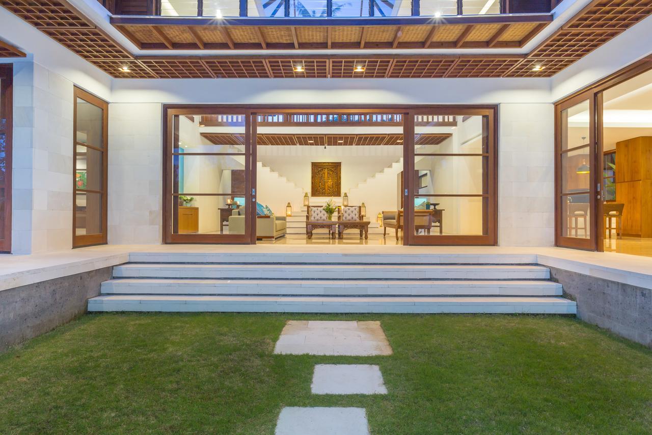 Villa Rusa Biru - Modern With Private Pool And Cook In The Heart Of Berawa