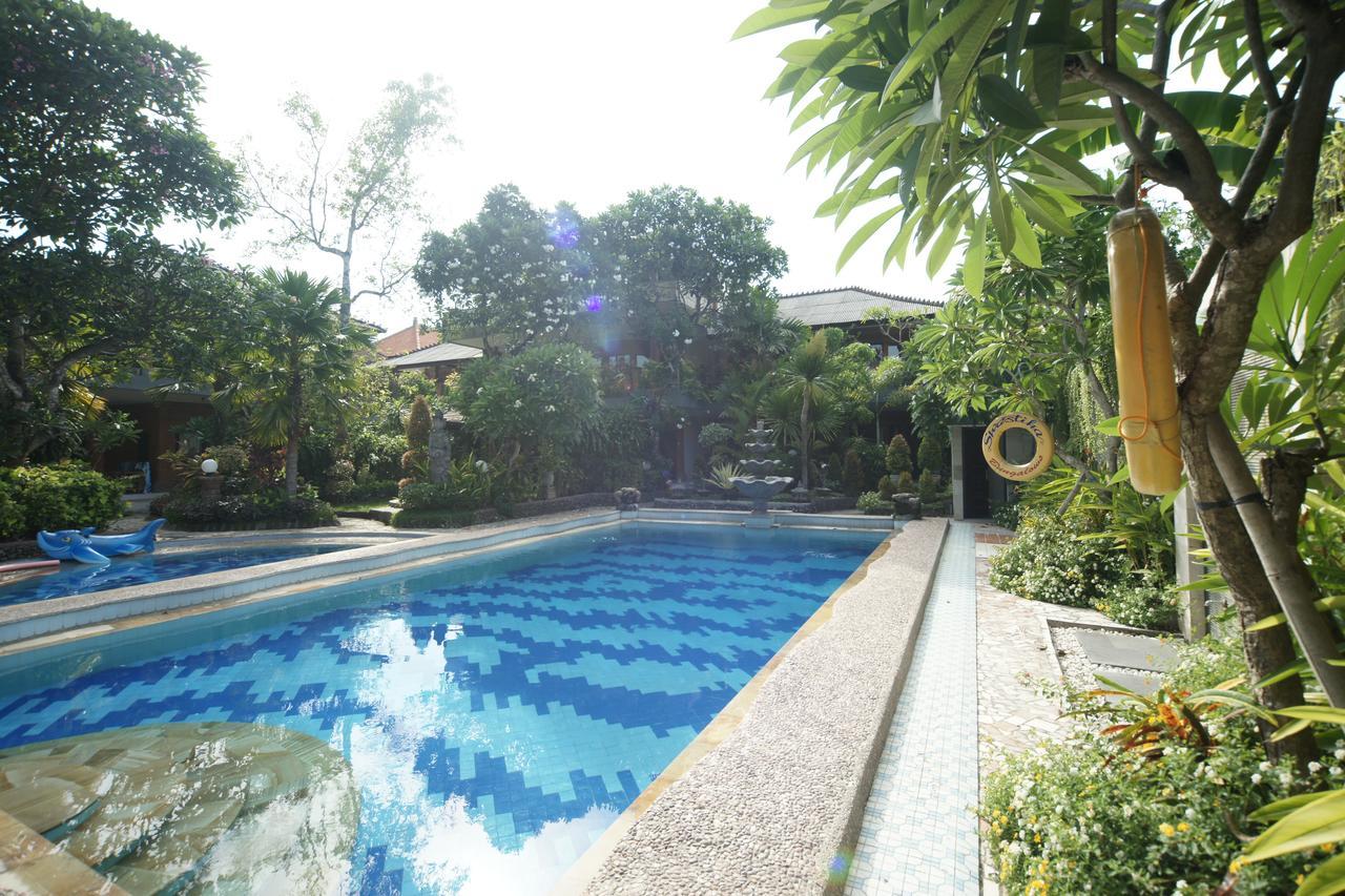 Hotel Swastika 3*