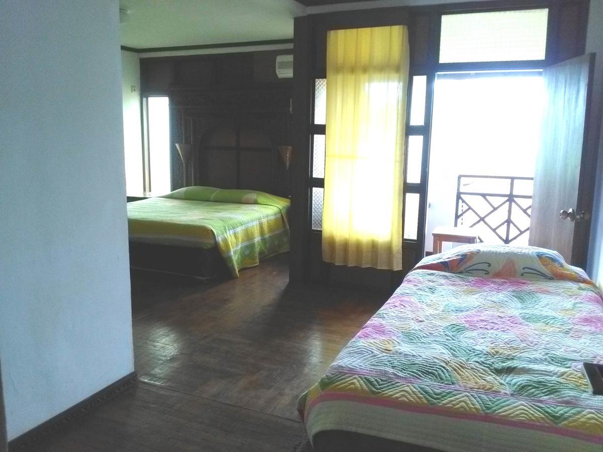 Gazebo Beach Sanur (Bali)