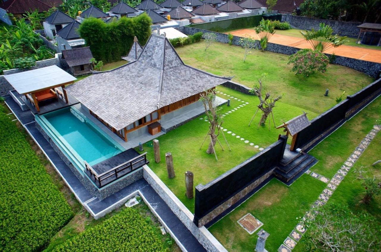 Bali Luxury Boutique And Resort 4*