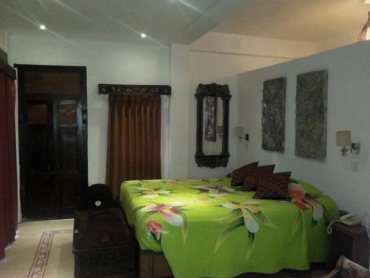 Gazebo Beach Holiday park 3*