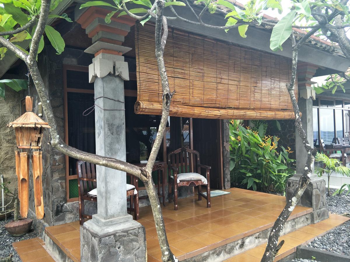 Hotel Temple Cafe & 2*