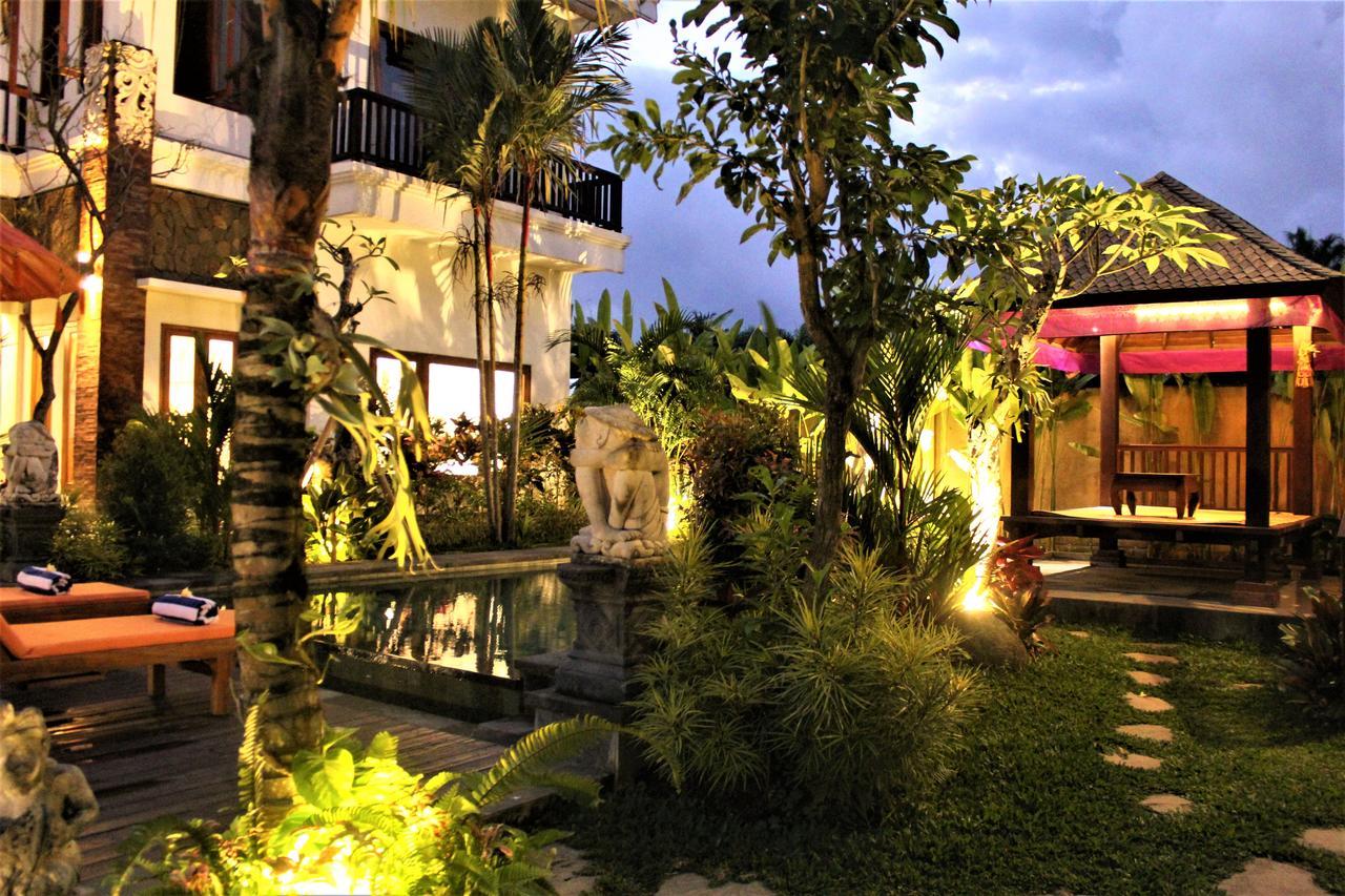 Lodge Cenik *