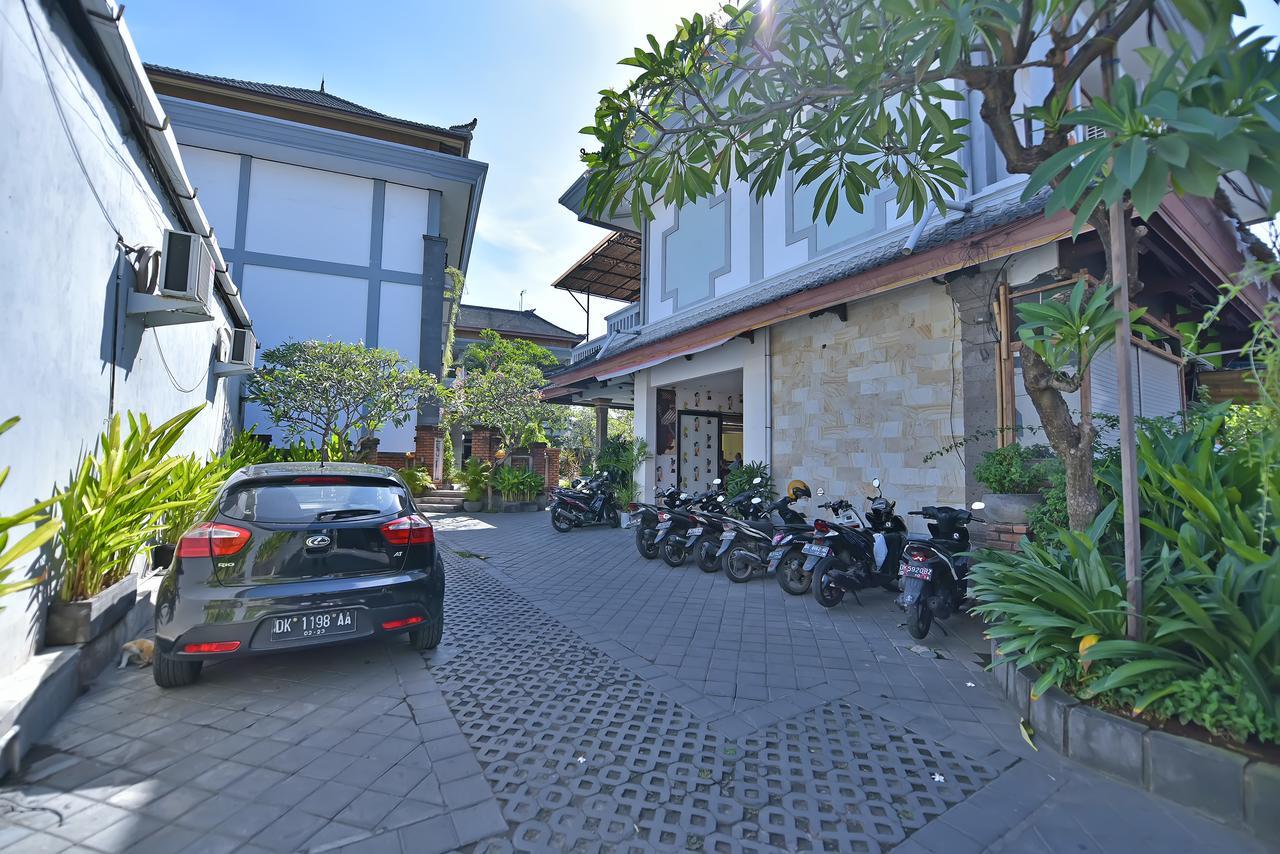Sandat Kuta Kuta (Bali)