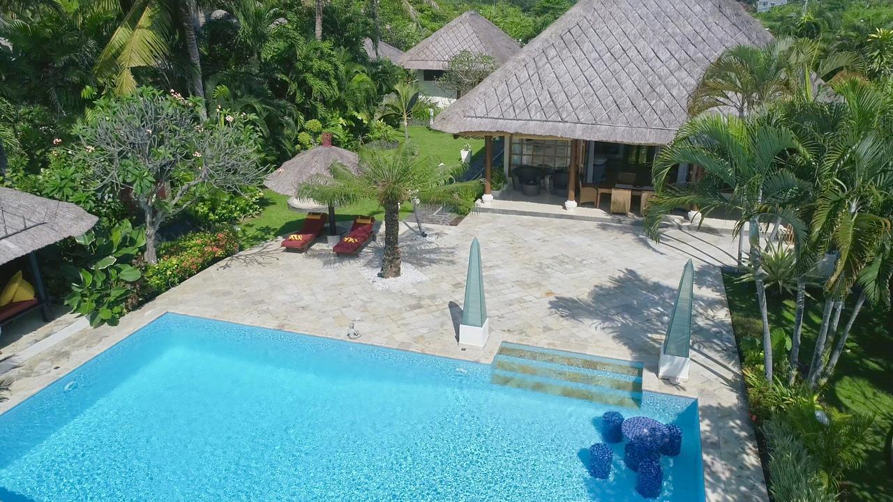 Villa Surgawi *