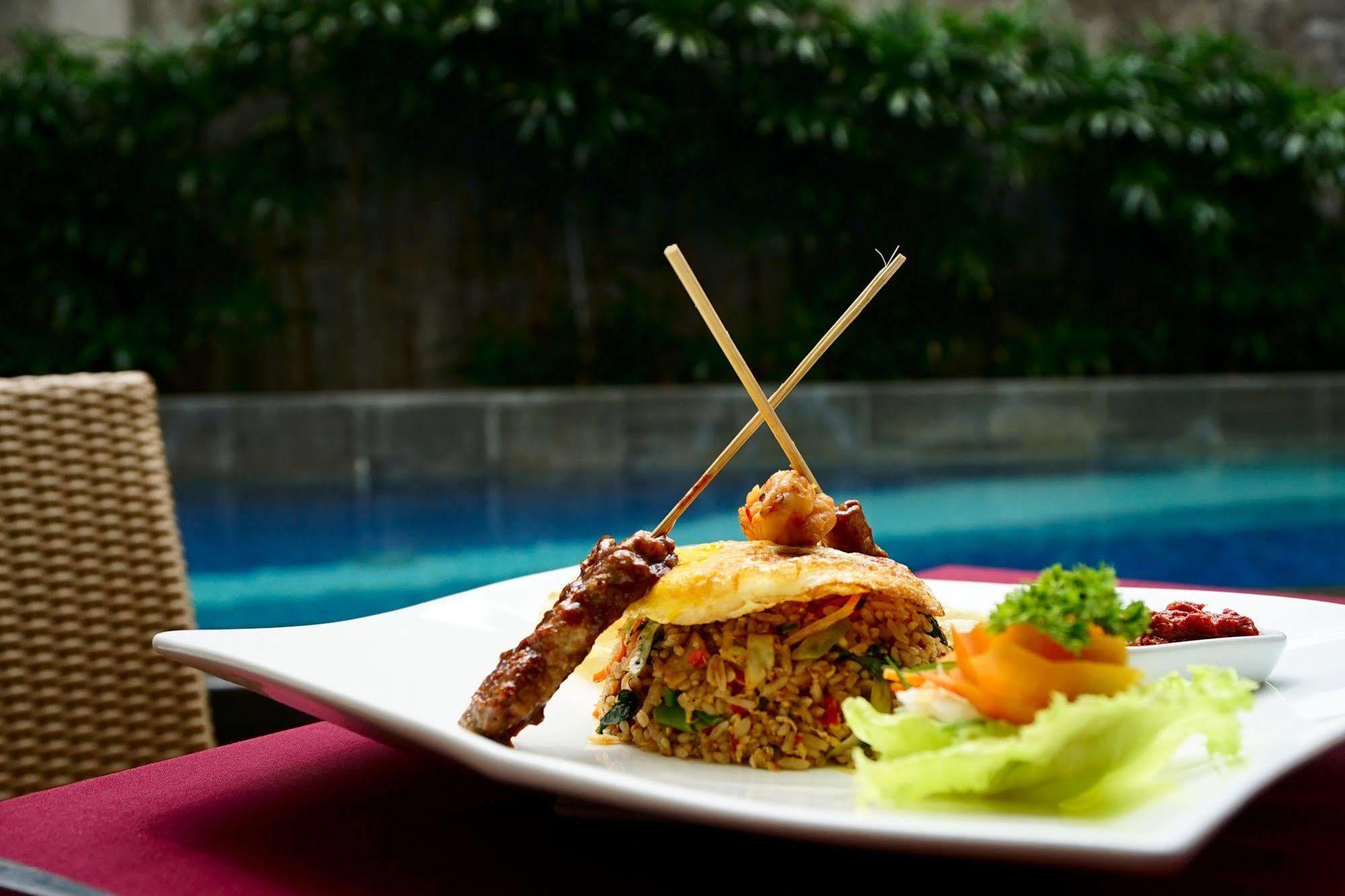 Solaris Kuta 3*
