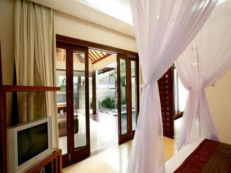 Villa Grand Akhyati & Canggu (Bali)