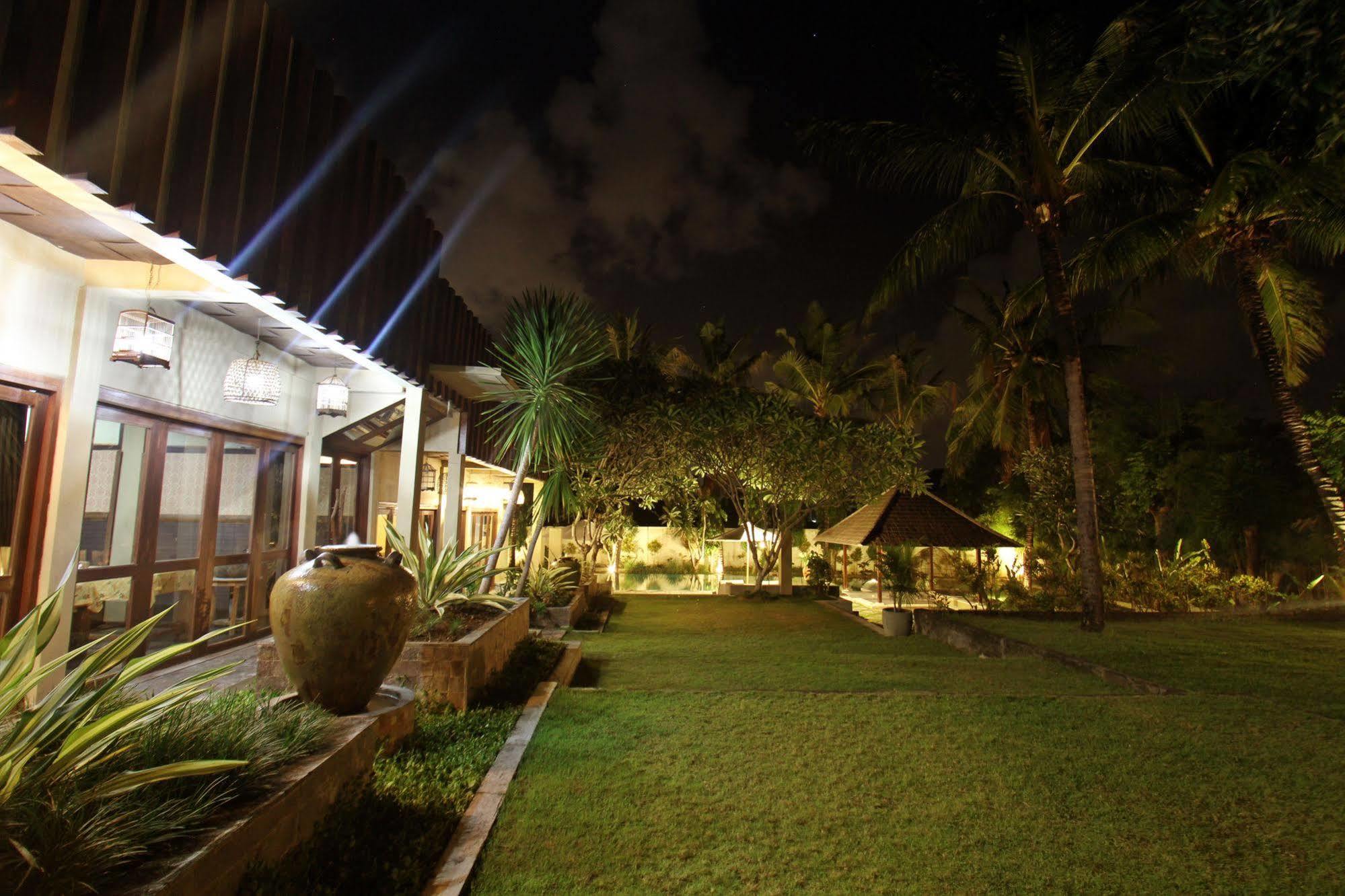 Villa Grand Akhyati &