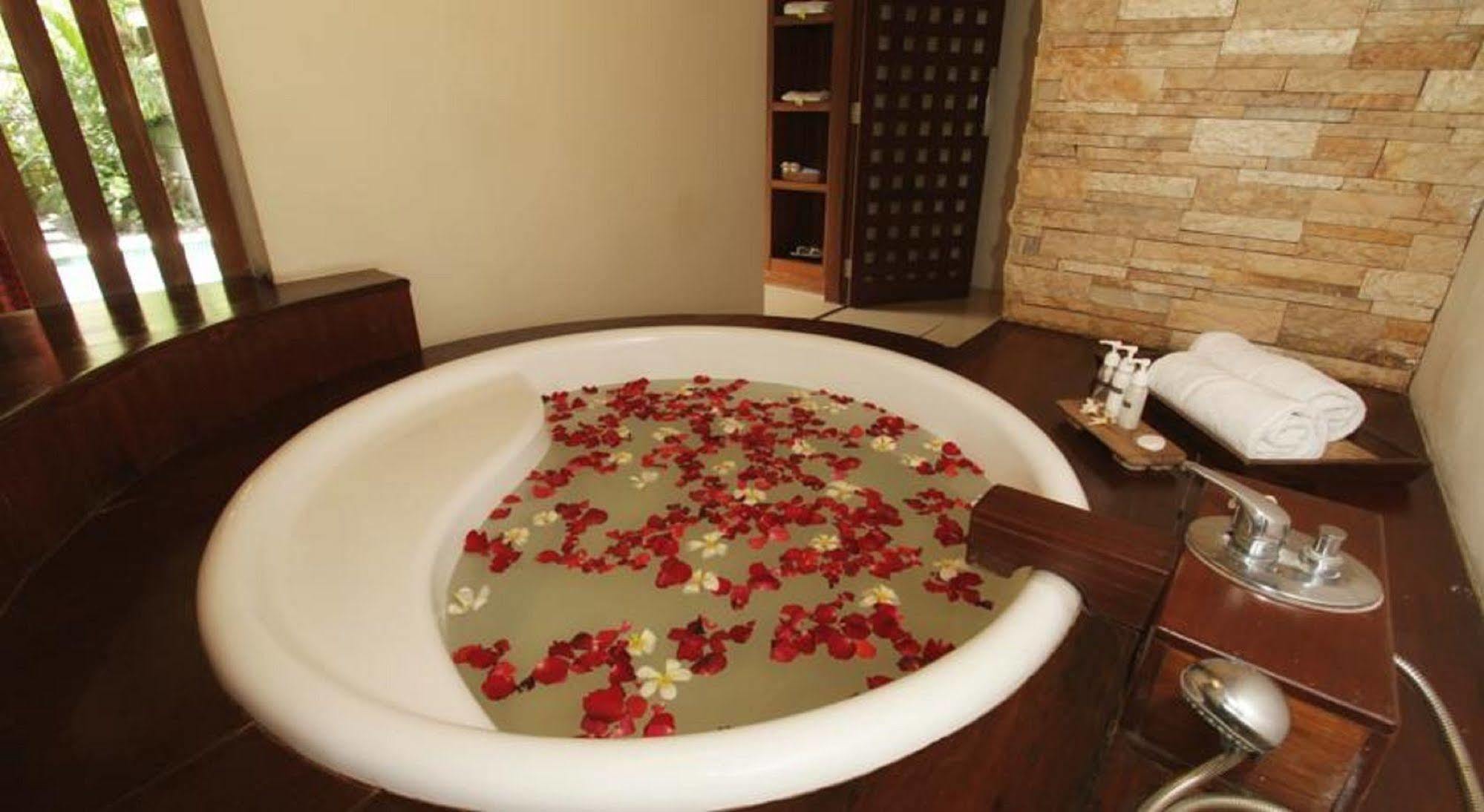 Grand Akhyati & Canggu (Bali)