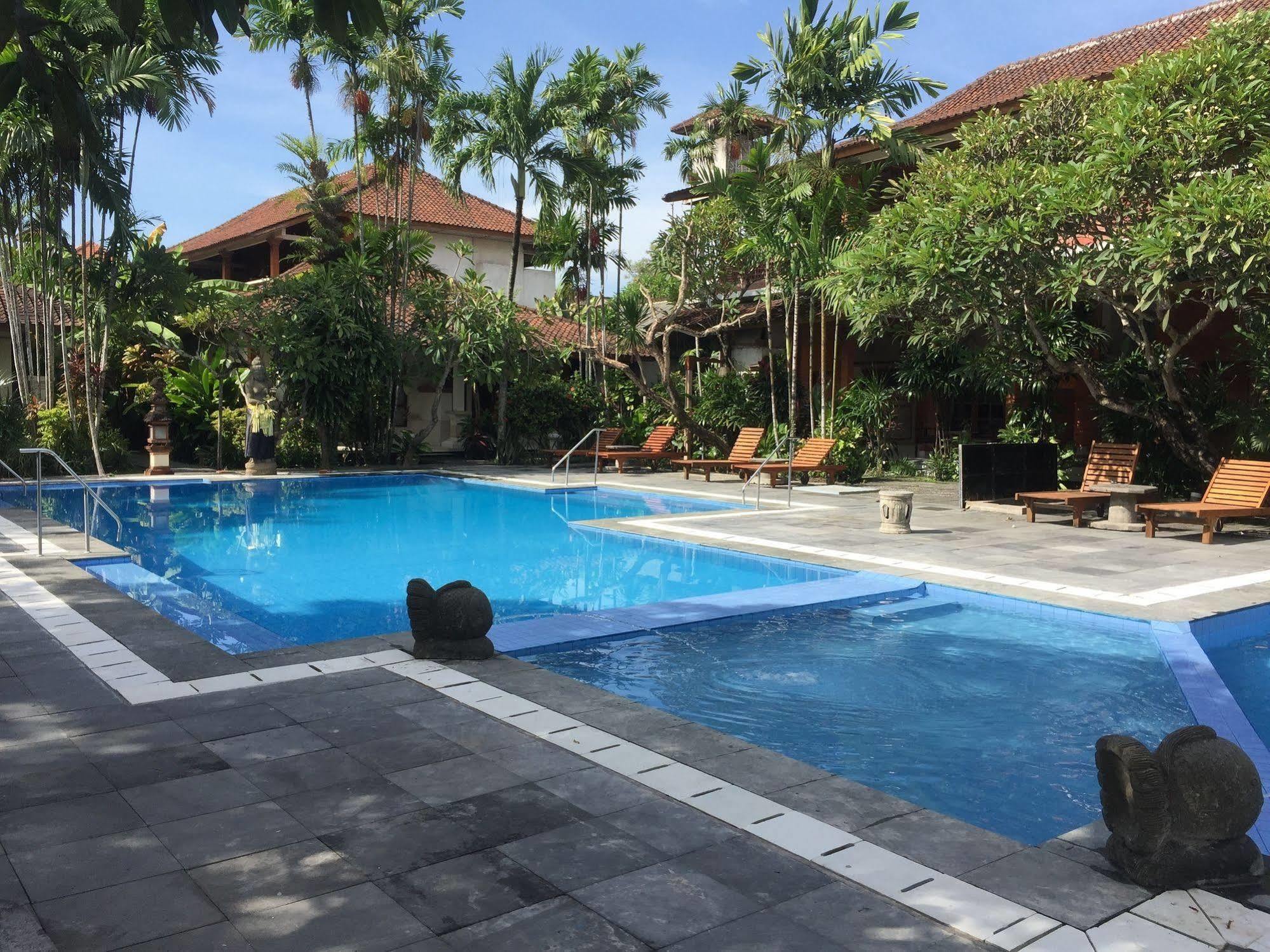 Bumi Ayu Hotel