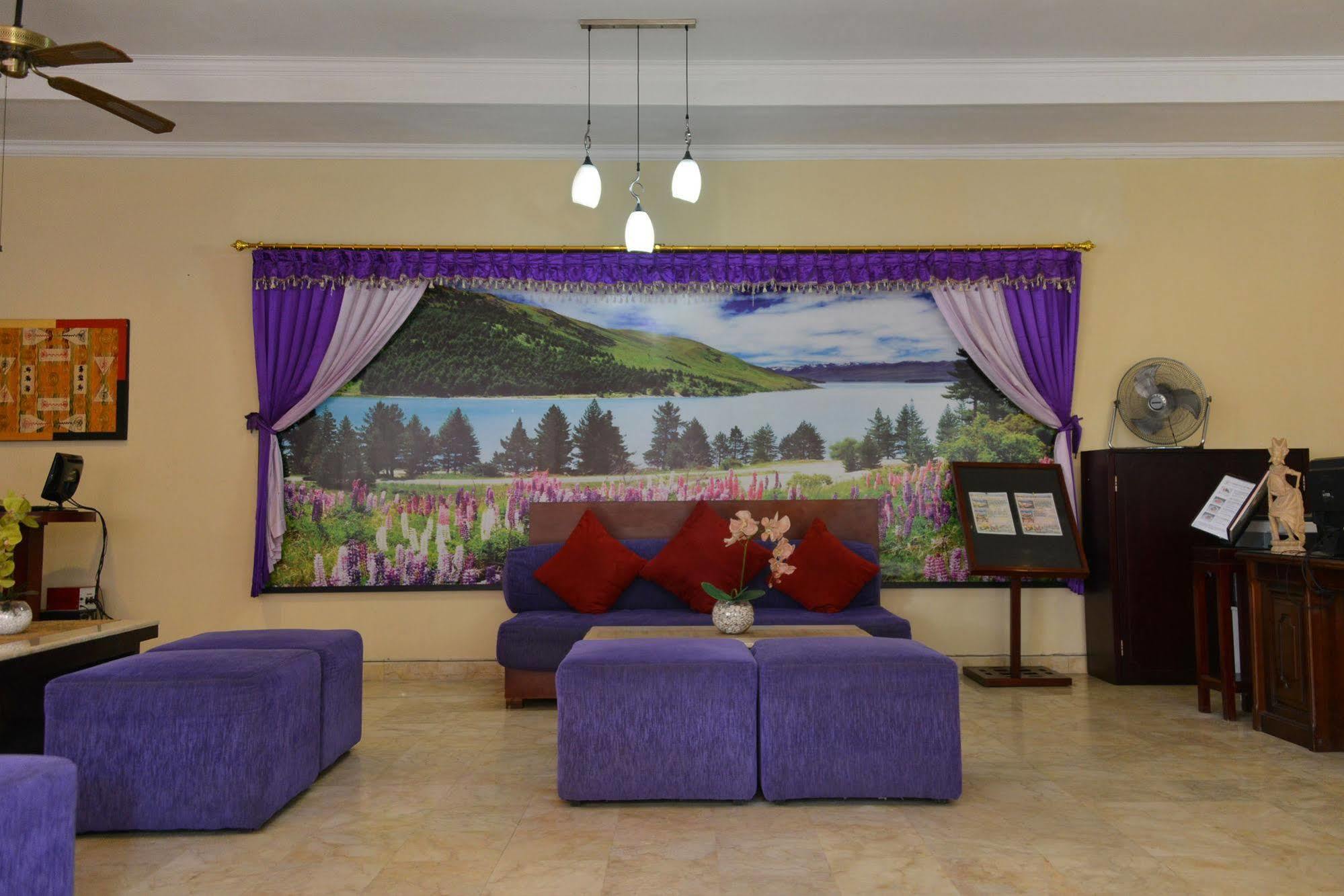 Lavender & * Kuta (Bali)