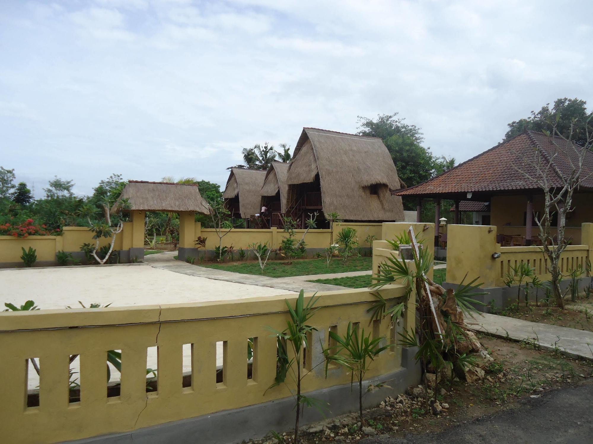Holiday park Abian Huts Dream Beach Lembongan 3*