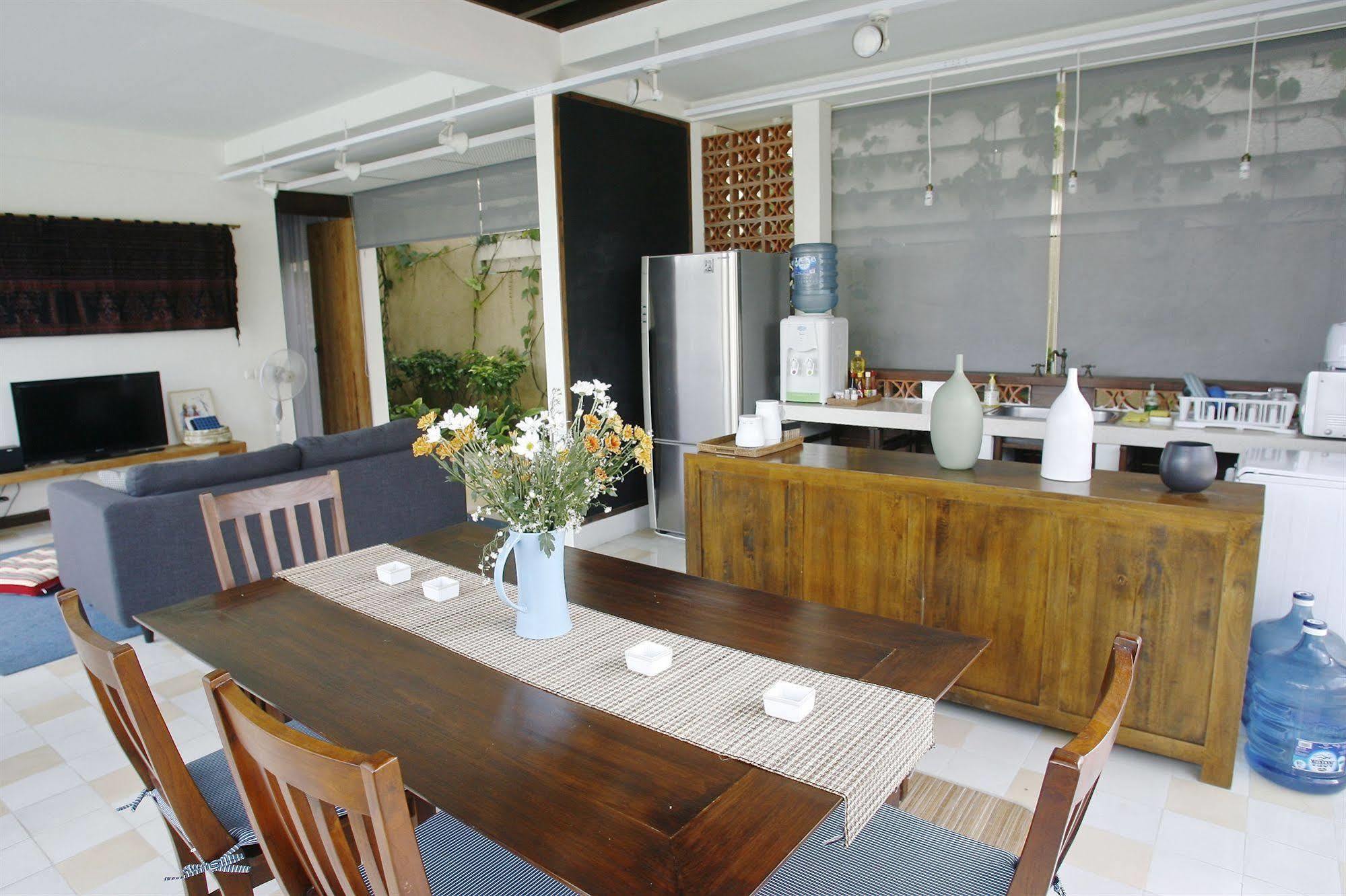 Villa Charming 2 Bdr With Swimming Pool
