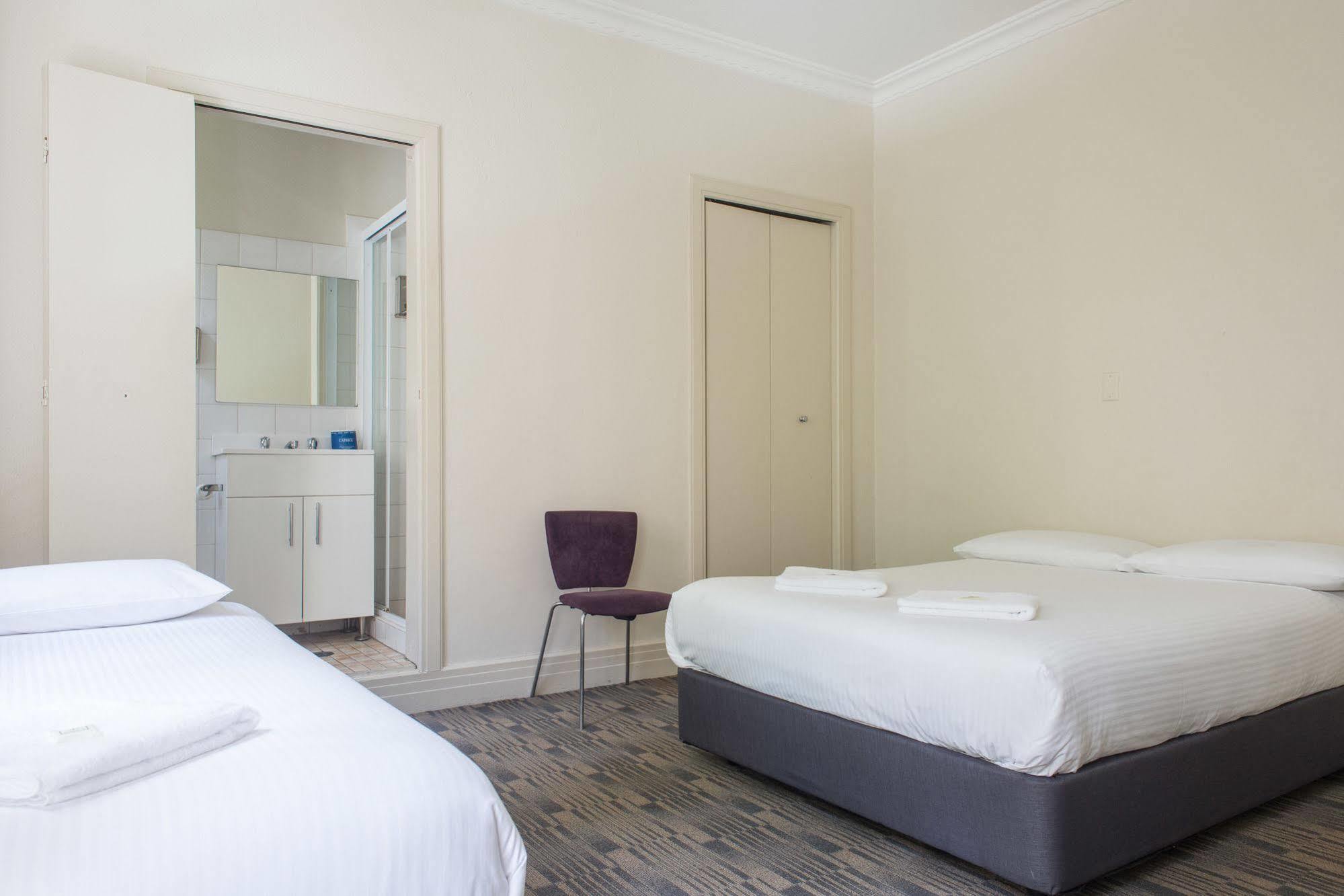 Hotel Reddoorz @ Bypass Ngurah Rai Airport Tuban (Bali)