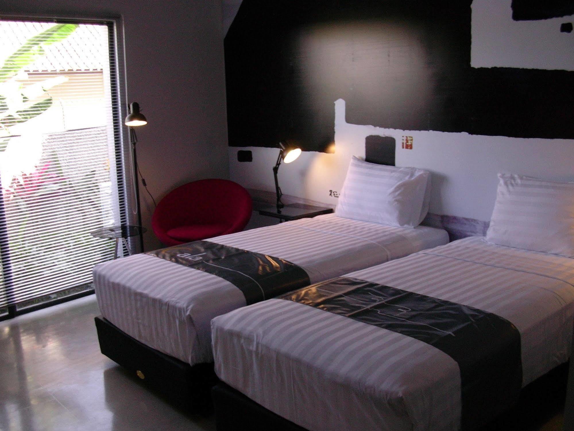 Hotel Scala Bed And Beyond 3*