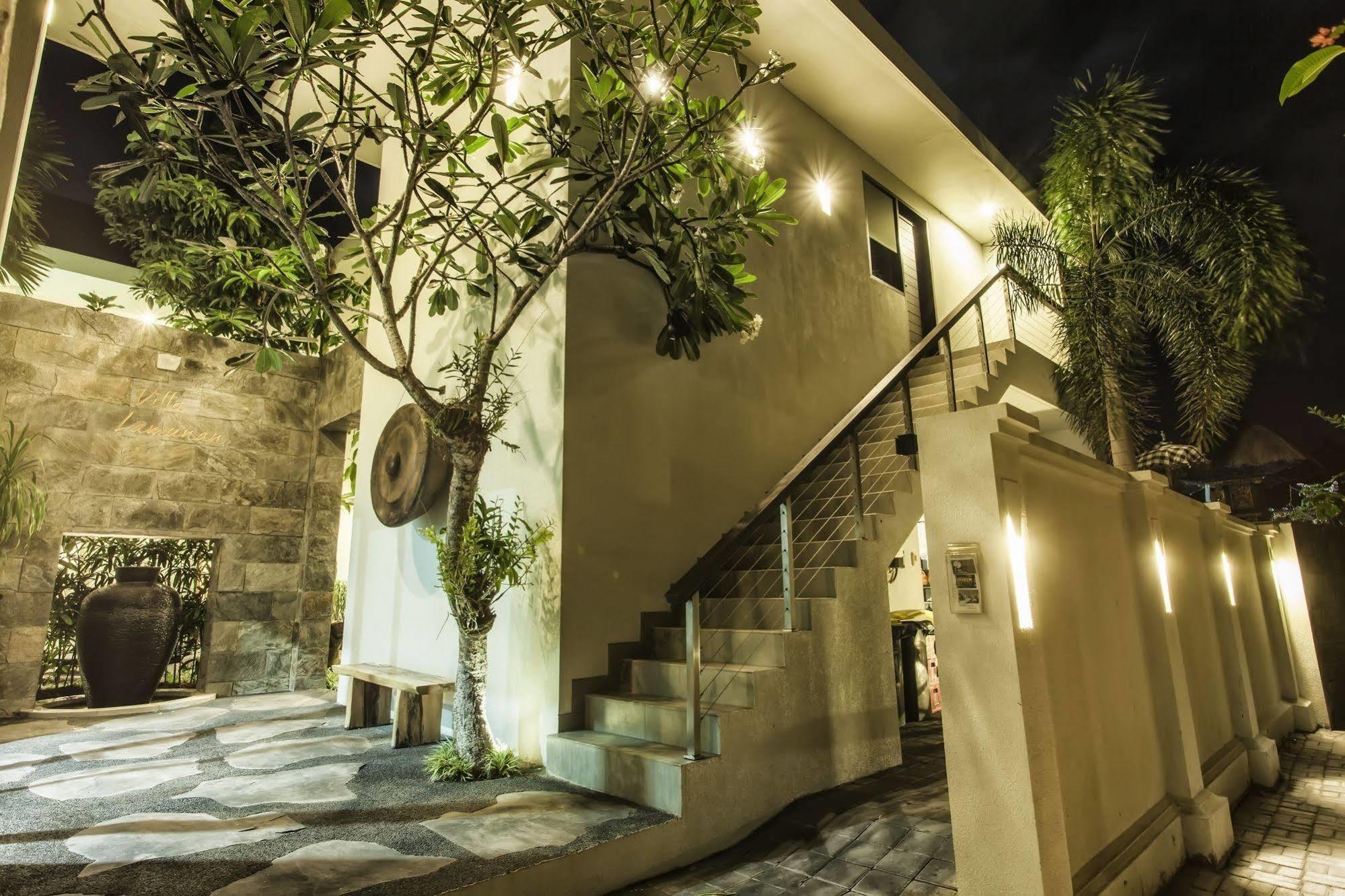 Lamunan Villa Seminyak (Bali)