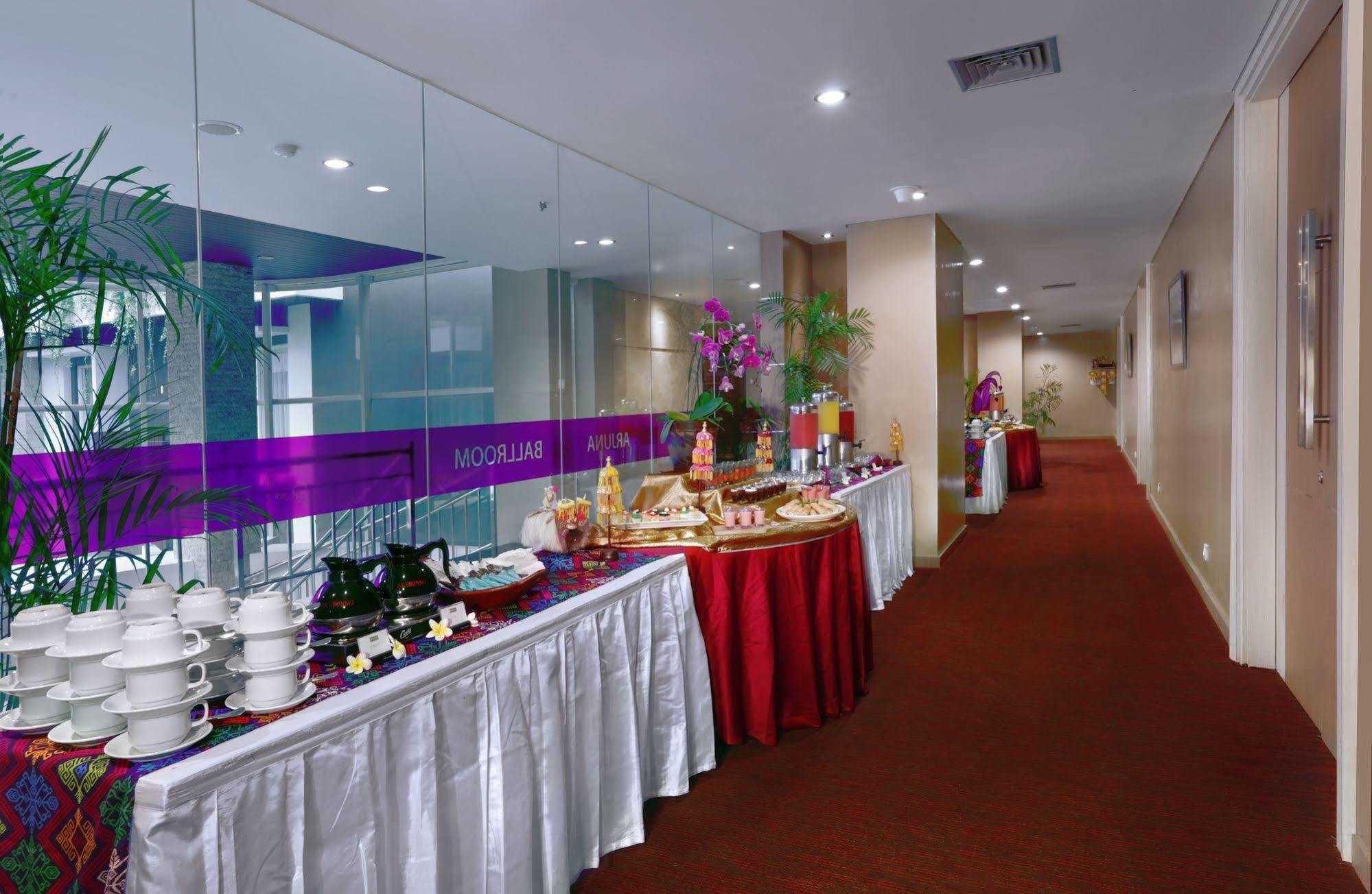 Quest San By Aston Hotel