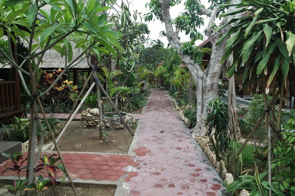 Bunda 7 Taman liburan Nusa Lembongan (Bali)
