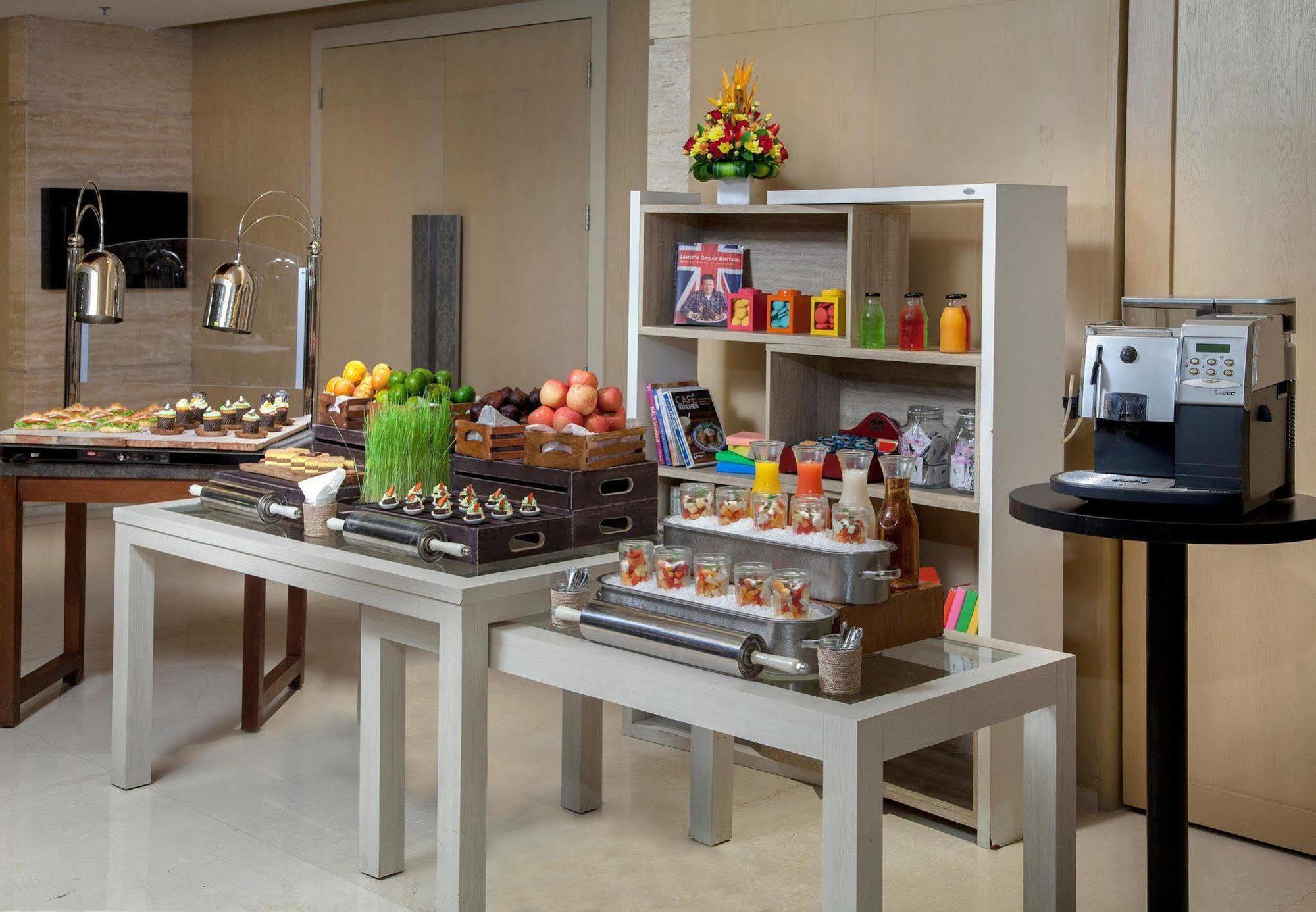 Courtyard By Marriott Bali