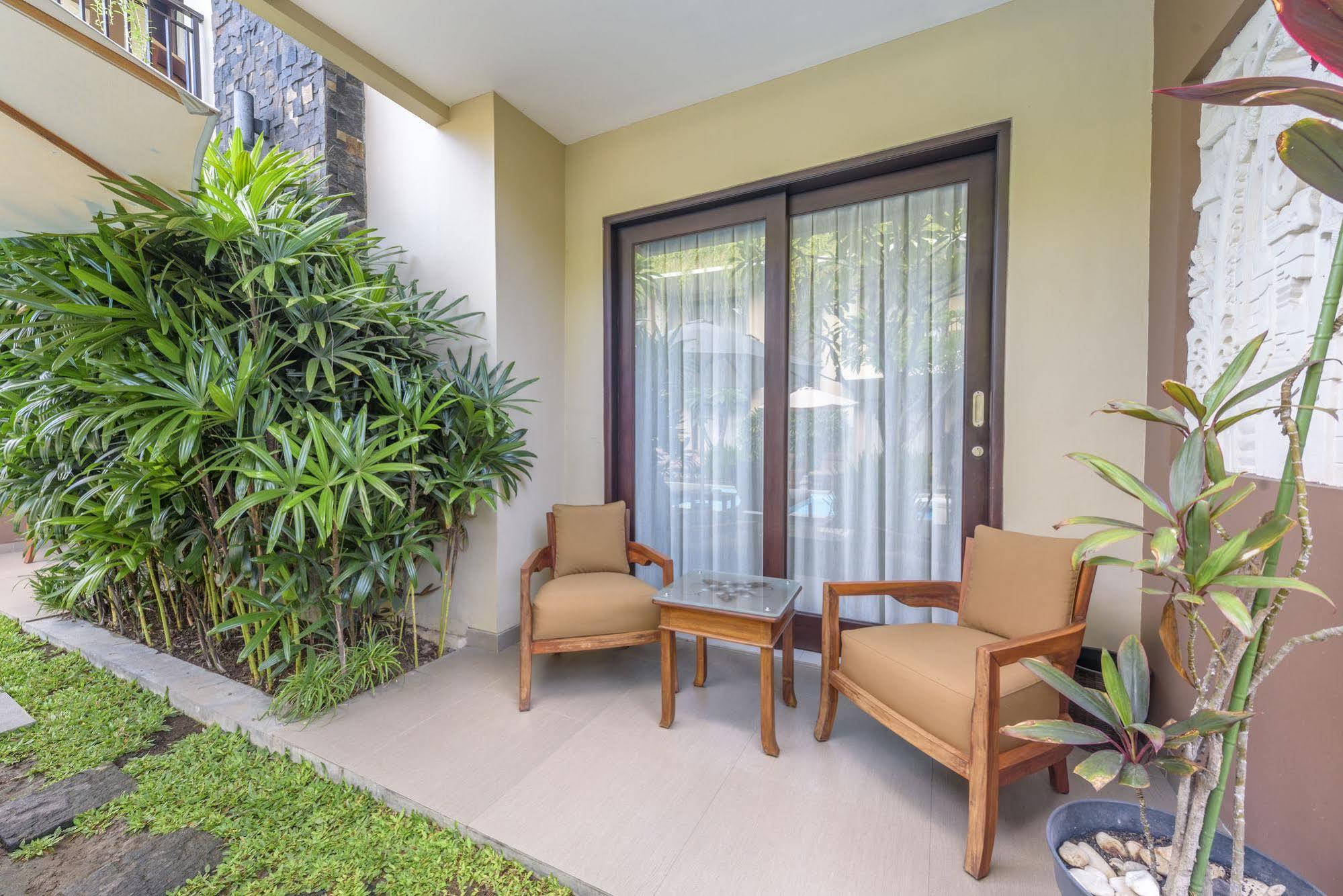 D'penjor Hotel 4*