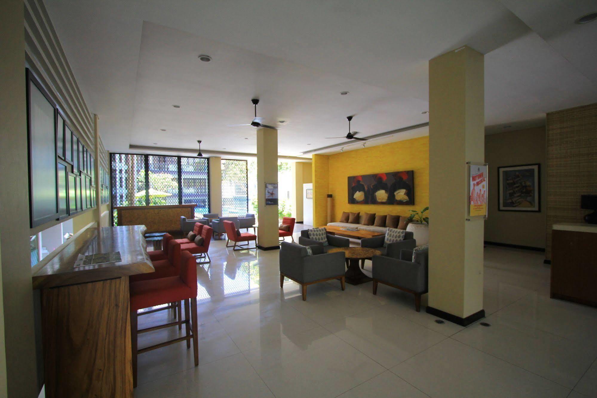 Dekuta Hotel 3*